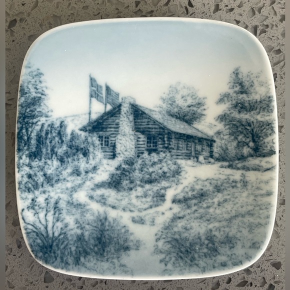 Royal Copenhagen Other - Vintage Royal Copenhagen Porcelain B&G Plaquette Mini Collectors Plate
